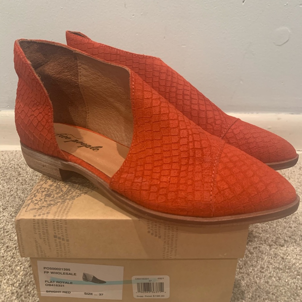 COPY - NWT FREE PEOPLE WHOLESALE FLAT ROYALE 37